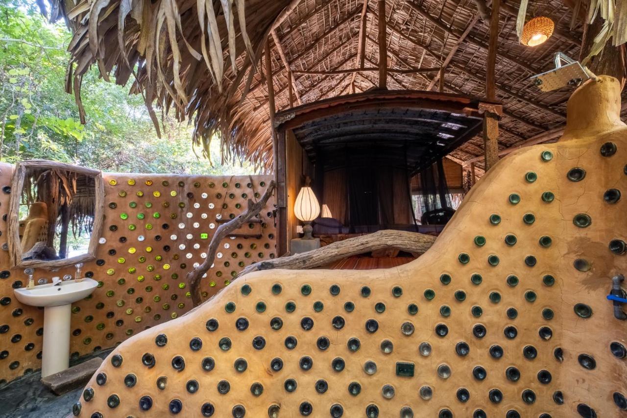 Banyan Camp Villa Hambegamuwa Exterior foto